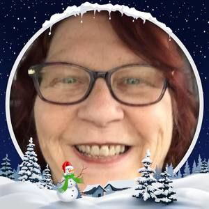 Meet your Posher, Debbie